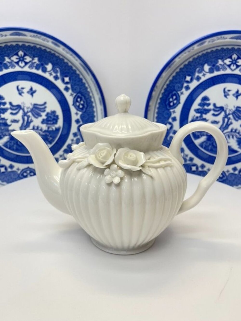Godinger White Ceramic Floral Teapot Cottage Chic Decor - Picture 6 of 10